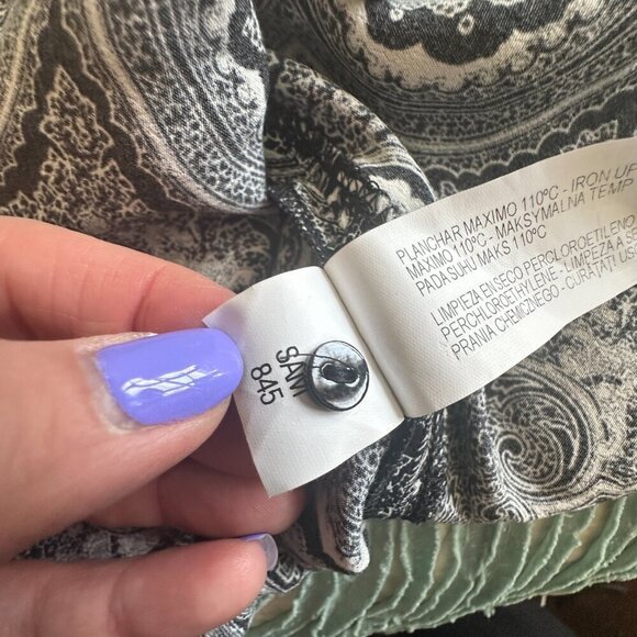 Women's XS Zara Women Paisley Halter Crop Black White Pattern Flowy - Picture 9 of 9